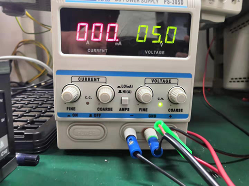 直流電源